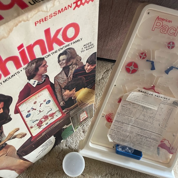 American PACHINKO VINTAGE GAME by Pressman with directions and in box - Picture 2 of 15